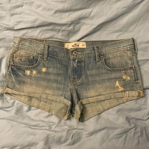 Hollister light wash denim shorts